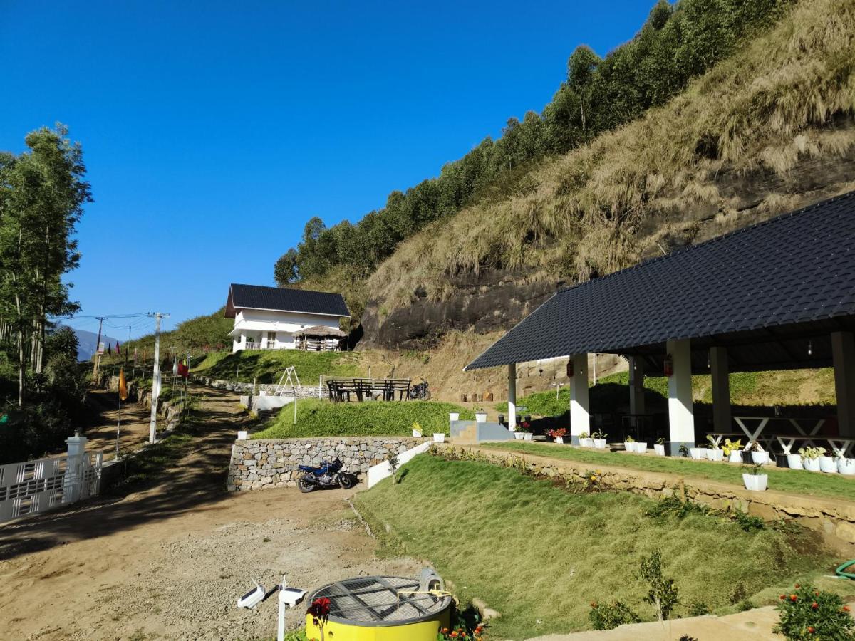 Happy Holidays Resort Kanthalloor Exterior foto